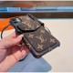 LOUIS VUITTON Louis Vuitton 2022SS New popular iphone carrying case LOUIS VUITTON Louis Vuitton 2022SS New popular iphone carrying case