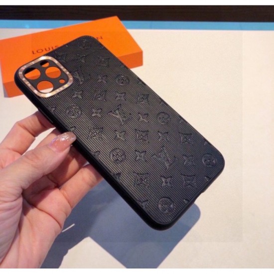 LOUIS VUITTON Louis Vuitton 2022SS Limited Edition iphone Carrying Case LOUIS VUITTON Louis Vuitton 2022SS Limited Edition iphone Carrying Case