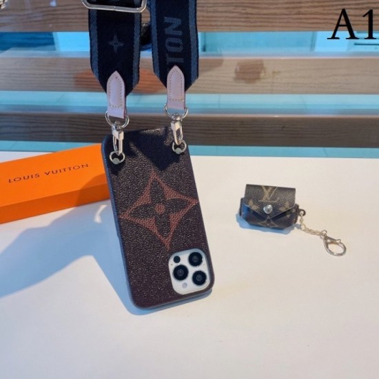 LOUIS VUITTON Louis Vuitton 2022SS Great success in summer iphone carrying case LOUIS VUITTON Louis Vuitton 2022SS Great success in summer iphone carrying case