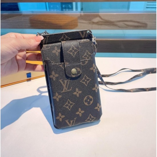 LOUIS VUITTON Louis Vuitton 2022SS Increasing popularity iphone carrying case LOUIS VUITTON Louis Vuitton 2022SS Increasing popularity iphone carrying case