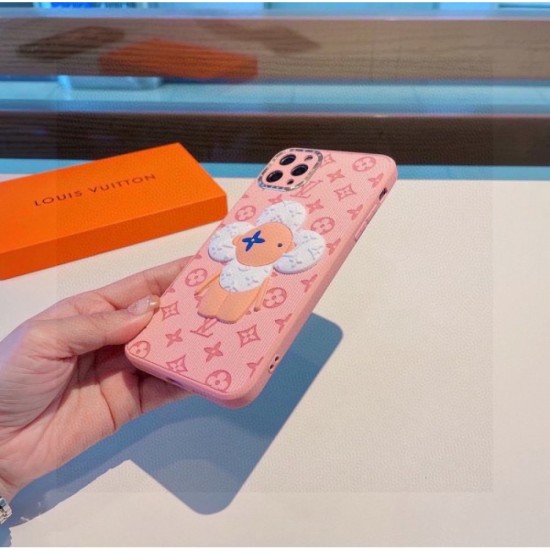 LOUIS VUITTON Louis Vuitton 2022SS Welcome this season iphone carrying case LOUIS VUITTON Louis Vuitton 2022SS Welcome this season iphone carrying case