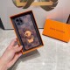LOUIS VUITTON Louis Vuitton 2022SS Challenge the cheapest iphone carrying case LOUIS VUITTON Louis Vuitton 2022SS Challenge the cheapest iphone carrying case