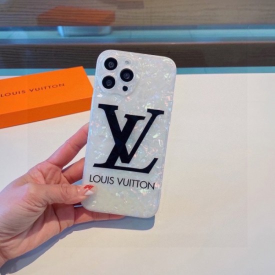 LOUIS VUITTON Louis Vuitton 2022SS latest arrival iphone carrying case LOUIS VUITTON Louis Vuitton 2022SS latest arrival iphone carrying case