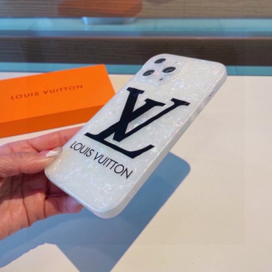 LOUIS VUITTON Louis Vuitton 2022SS latest arrival iphone carrying case LOUIS VUITTON Louis Vuitton 2022SS latest arrival iphone carrying case