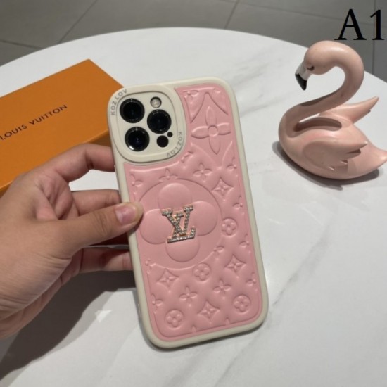LOUIS VUITTON Louis Vuitton 2022SS Luxury UP! Iphone carrying case LOUIS VUITTON Louis Vuitton 2022SS Luxury UP! Iphone carrying case
