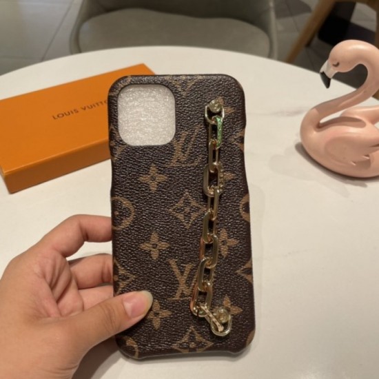 LOUIS VUITTON Louis Vuitton 2022SS Good impression 120% iphone carrying case LOUIS VUITTON Louis Vuitton 2022SS Good impression 120% iphone carrying case
