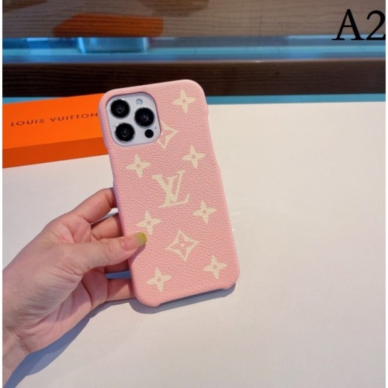 LOUIS VUITTON Louis Vuitton 2022SS Super rare product iphone carrying case LOUIS VUITTON Louis Vuitton 2022SS Super rare product iphone carrying case
