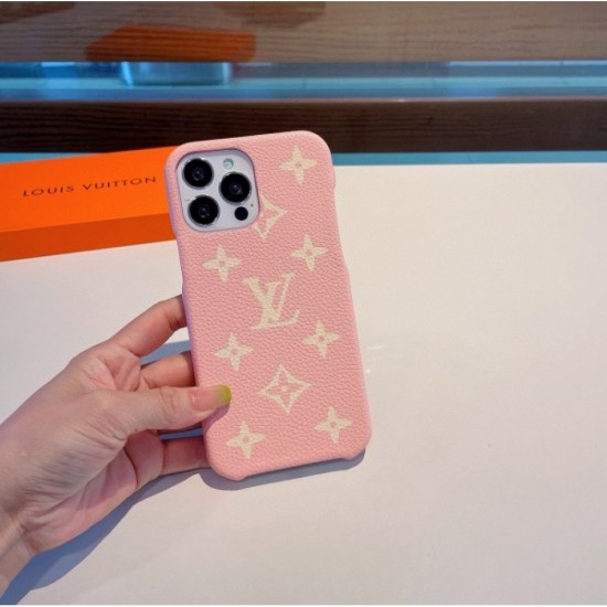 LOUIS VUITTON Louis Vuitton 2022SS Super rare product iphone carrying case LOUIS VUITTON Louis Vuitton 2022SS Super rare product iphone carrying case