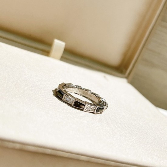 Style that can be used for autumn BVLGARI Bvlgari 2022AW Ring Style that can be used for autumn BVLGARI Bvlgari 2022AW Ring
