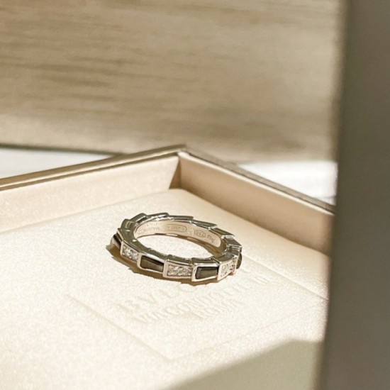 Style that can be used for autumn BVLGARI Bvlgari 2022AW Ring Style that can be used for autumn BVLGARI Bvlgari 2022AW Ring