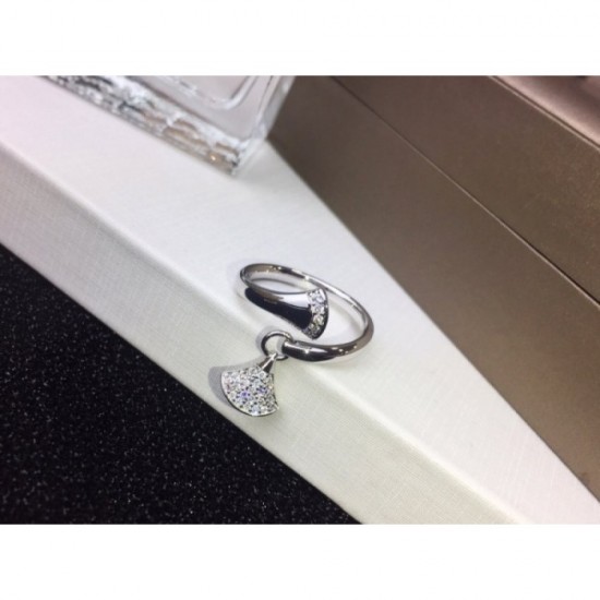 Perfect for autumn outings BVLGARI Bvlgari 2022AW ring Perfect for autumn outings BVLGARI Bvlgari 2022AW ring