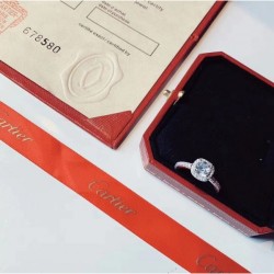 CARTIER Cartier 2022AW ring which plays an active part at the turn of the season