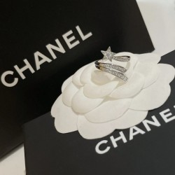 A rush of fans aiming for the new autumn CHANEL Chanel 2022AW ring