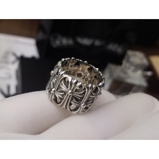 2022SS CHROME HEARTS Chrome Hearts A strong ring that stands out 2022SS CHROME HEARTS Chrome Hearts A strong ring that stands out