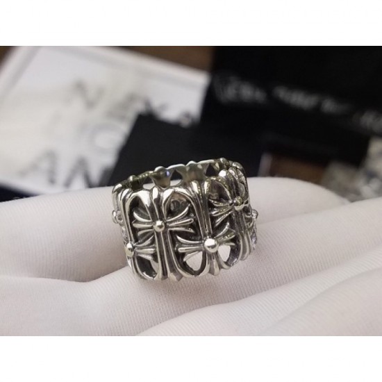2022SS CHROME HEARTS Chrome Hearts A strong ring that stands out 2022SS CHROME HEARTS Chrome Hearts A strong ring that stands out