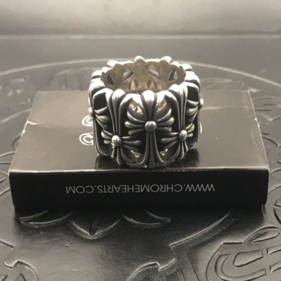 New and rare CHROME HEARTS Chrome Hearts 2022AW ring New and rare CHROME HEARTS Chrome Hearts 2022AW ring