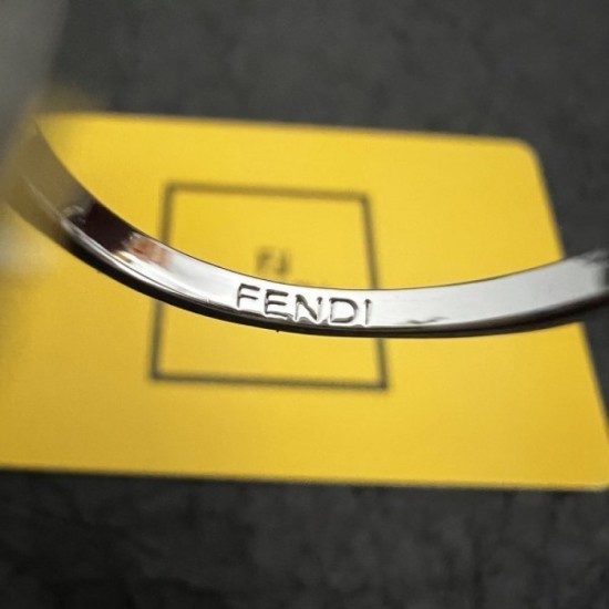 FENDI FENDI 2022SS best-selling ring FENDI FENDI 2022SS best-selling ring
