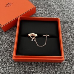 HERMES Hermes 2022AW ring with a high favorite rate of fashionable people