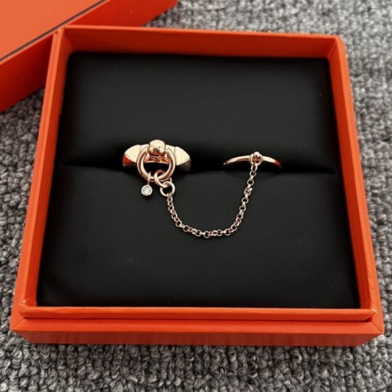 HERMES Hermes 2022AW ring with a high favorite rate of fashionable people HERMES Hermes 2022AW ring with a high favorite rate of fashionable people