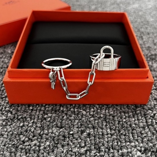 New HERMES Hermes 2022AW ring in the autumn / winter collection New HERMES Hermes 2022AW ring in the autumn / winter collection