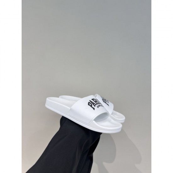 A must-see for fans New Spring / Summer Mule 2022SS BALENCIAGA Balenciaga A must-see for fans New Spring / Summer Mule 2022SS BALENCIAGA Balenciaga