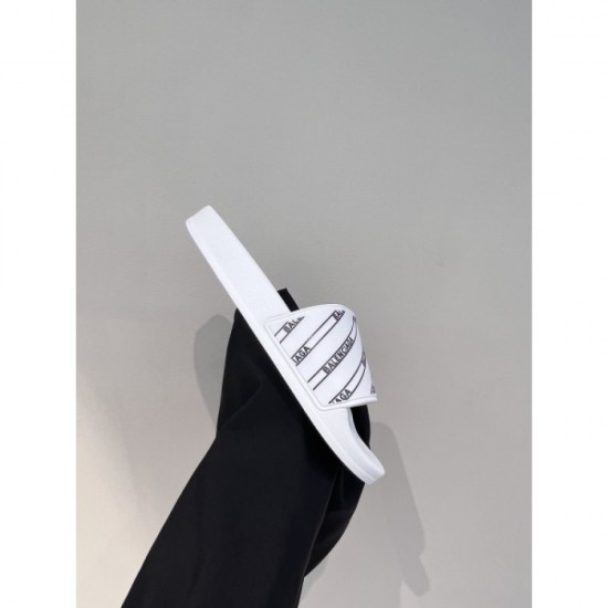 A must-see for fans New Spring / Summer Mule 2022SS BALENCIAGA Balenciaga A must-see for fans New Spring / Summer Mule 2022SS BALENCIAGA Balenciaga