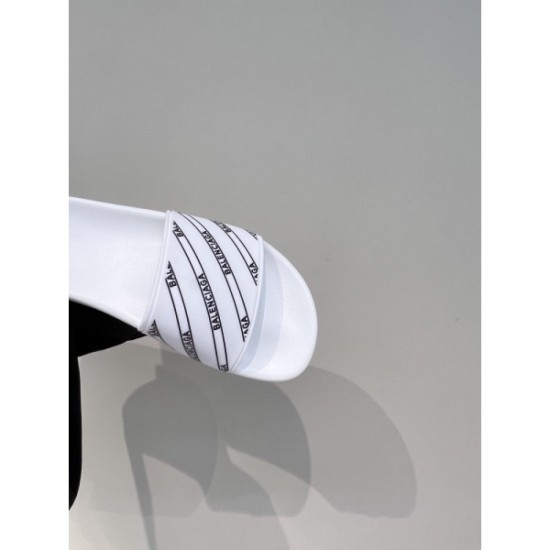 A must-see for fans New Spring / Summer Mule 2022SS BALENCIAGA Balenciaga A must-see for fans New Spring / Summer Mule 2022SS BALENCIAGA Balenciaga
