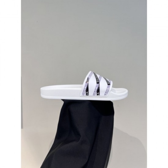 New Mule 2022SS BALENCIAGA this summer New Mule 2022SS BALENCIAGA this summer