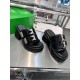 Style that can be used for summer Mule 2022SS BOTTEGA VENETA Style that can be used for summer Mule 2022SS BOTTEGA VENETA