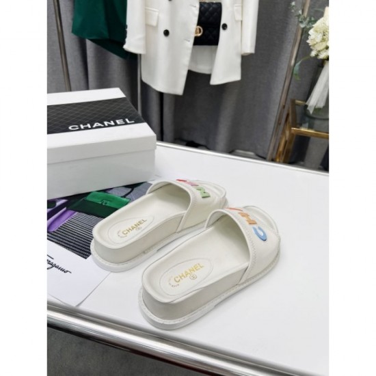 Unique item to play the leading role Mule 2022SS CHANEL Chanel Unique item to play the leading role Mule 2022SS CHANEL Chanel
