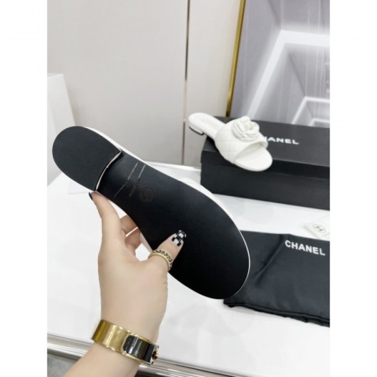 Essential item for fashion people Mule 2022SS CHANEL Chanel Essential item for fashion people Mule 2022SS CHANEL Chanel