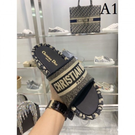 New summer slippers that are timeless and borderline 2022SS DIOR Dior New summer slippers that are timeless and borderline 2022SS DIOR Dior