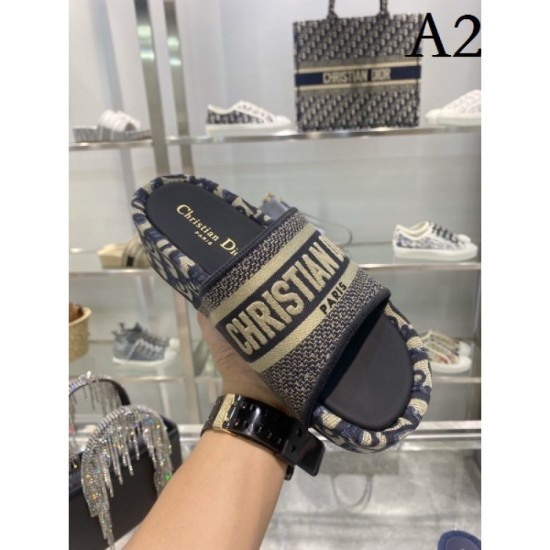 New summer slippers that are timeless and borderline 2022SS DIOR Dior New summer slippers that are timeless and borderline 2022SS DIOR Dior