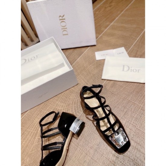 2022SS sandals DIOR Dior who plays an active part at the turn of the season 2022SS sandals DIOR Dior who plays an active part at the turn of the season