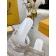Slippers that give a cool impression 2022SS LOUIS VUITTON Louis Vuitton Slippers that give a cool impression 2022SS LOUIS VUITTON Louis Vuitton
