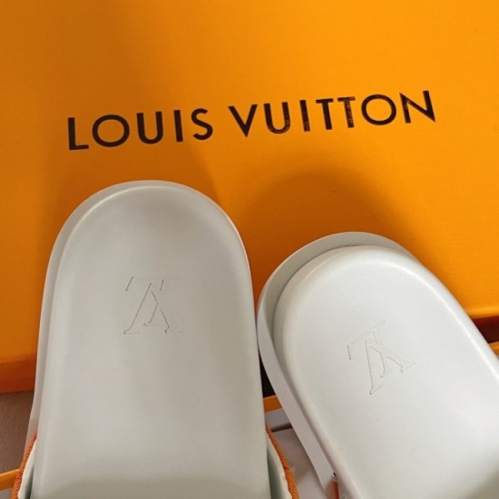 Favorite design slippers 2022SS LOUIS VUITTON Louis Vuitton Favorite design slippers 2022SS LOUIS VUITTON Louis Vuitton