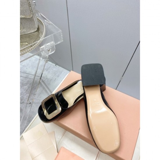 High-heeled slippers with sophisticated charm 2022SS MIU MIU High-heeled slippers with sophisticated charm 2022SS MIU MIU