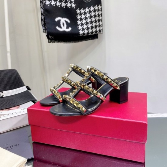 New Sale This Season High Heels Slippers 2022SS VALENTINO Valentino New Sale This Season High Heels Slippers 2022SS VALENTINO Valentino