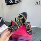 One piece of rivet slippers that are very active in the summer 2022SS VALENTINO Valentino One piece of rivet slippers that are very active in the summer 2022SS VALENTINO Valentino