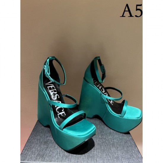 Spring / Summer adult outfit high heel sandals 2022SS VERSACE Versace Spring / Summer adult outfit high heel sandals 2022SS VERSACE Versace