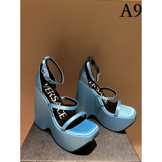 Spring / Summer adult outfit high heel sandals 2022SS VERSACE Versace Spring / Summer adult outfit high heel sandals 2022SS VERSACE Versace