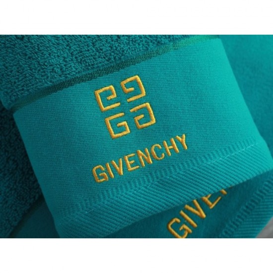 2022AW Featured new towels using colors this season GIVENCHY Givenchy 2022AW Featured new towels using colors this season GIVENCHY Givenchy