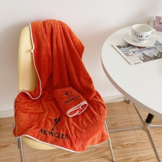 MONCLER Moncler New Limited Edition Printed Towel 2022SS MONCLER Moncler New Limited Edition Printed Towel 2022SS