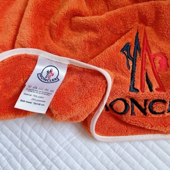 MONCLER Moncler New Limited Edition Printed Towel 2022SS MONCLER Moncler New Limited Edition Printed Towel 2022SS