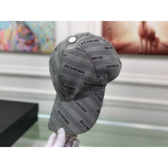 Balenciaga BALENCIAGA 2022SS Cap / Hat A long-time favorite item Balenciaga BALENCIAGA 2022SS Cap / Hat A long-time favorite item