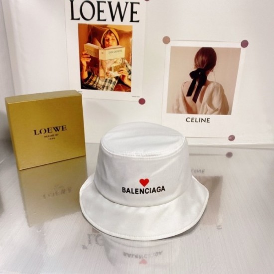 Balenciaga BALENCIAGA 2022SS Cap / Hat Adult-like design Balenciaga BALENCIAGA 2022SS Cap / Hat Adult-like design