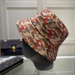 Burberry BURBERRY 2022SS Cap / Hat The strongest item this spring / summer