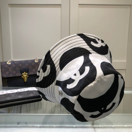 Chanel CHANEL 2022SS Cap / Hat Items with high expectations Chanel CHANEL 2022SS Cap / Hat Items with high expectations