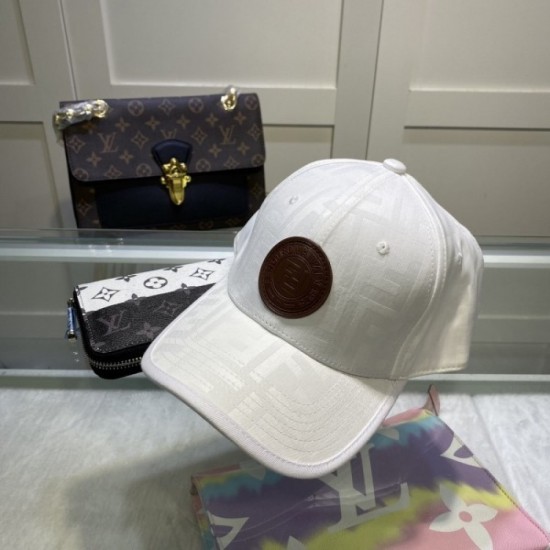 FENDI FENDI 2022SS Cap / Hat Shining luxury FENDI FENDI 2022SS Cap / Hat Shining luxury
