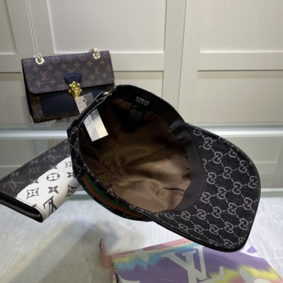 Gucci GUCCI 2022SS Cap / Hat Casual outfit Gucci GUCCI 2022SS Cap / Hat Casual outfit